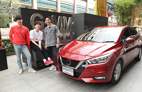 “ออฟ-เต” ชวน “ไวท์“ ไปล่องโลกใต้น้ำที่ SEA LIFE Bangkok Ocean World    ในรายการ “เฟรนด์ขับ Presented by NISSAN ALMERA”