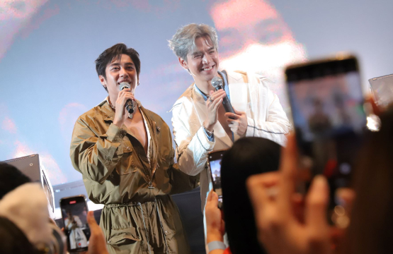 “ฟิล์ม ธนภัทร” ควง “แจม-ตงตง” มอบความสุขสุดฟิน!!  ใน Film’s  First  Fan Meeting  #ฟิล์มฟอร์แฟน