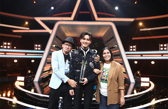 “บูม-สหรัฐ” ชนะใจคนไทยทั้งประเทศ คว้าแชมป์ “The Star Idol” คนแรก!!