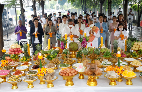 “เต๋า-เพิร์ธ” นำทีมนักแสดง “เจ้าสาวยืนหนึ่ง”  ทำพิธีบวงสรวงเอาฤกษ์เอาชัย  ก่อนลงจอ จันทร์ 5 ส.ค.นี้  ทางช่องวัน31