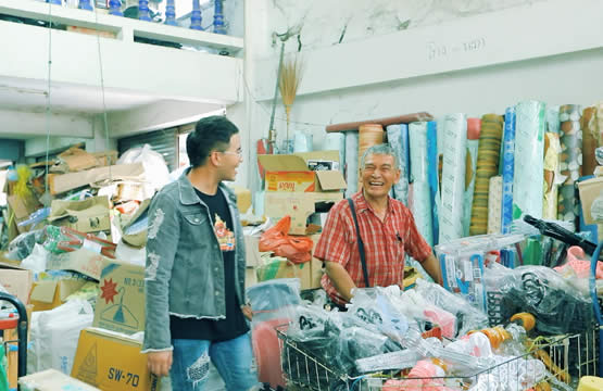 “แชมป์” พาทึ่ง “ร้านมนูพานิช”  ร้านโชว์ห่วยที่รกที่สุดในประเทศไทย!!!